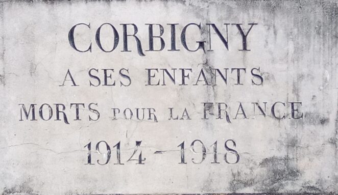 Plaque figurant sur le monument aux morts de Corbigny. 